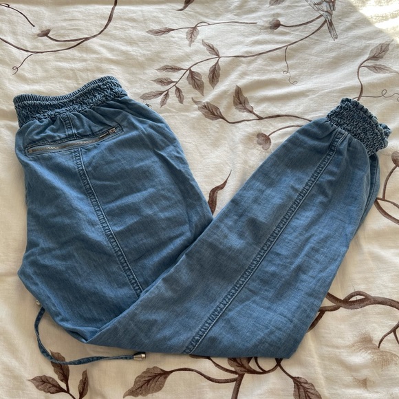 Denim Casual Capri - Picture 6 of 6